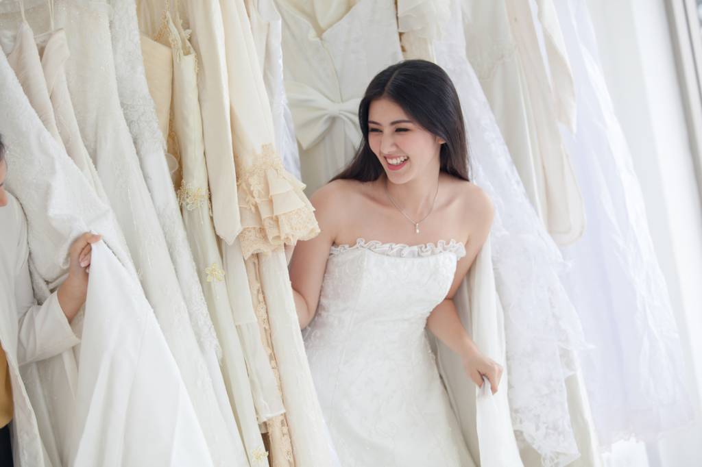 Wedding Dress Shopping: The Things No One Warns You About